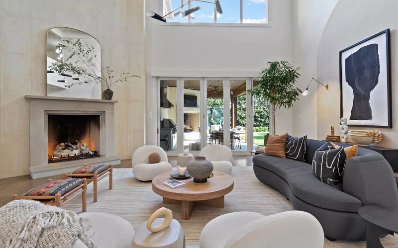 Modern living room interior designed by Home Redesign Idea 